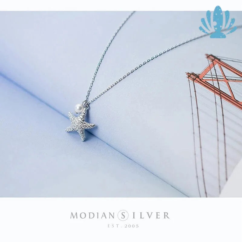 Diamond starfish necklace