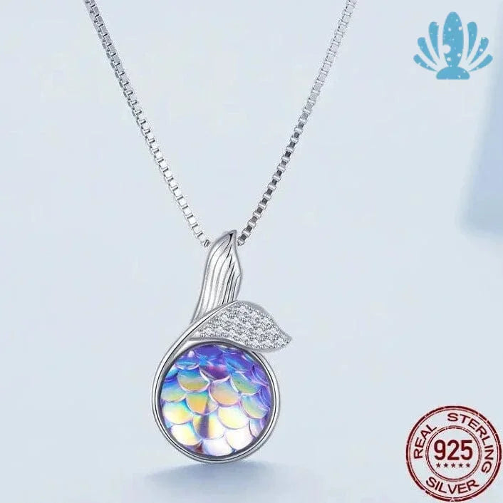 Mermaid pendant necklace