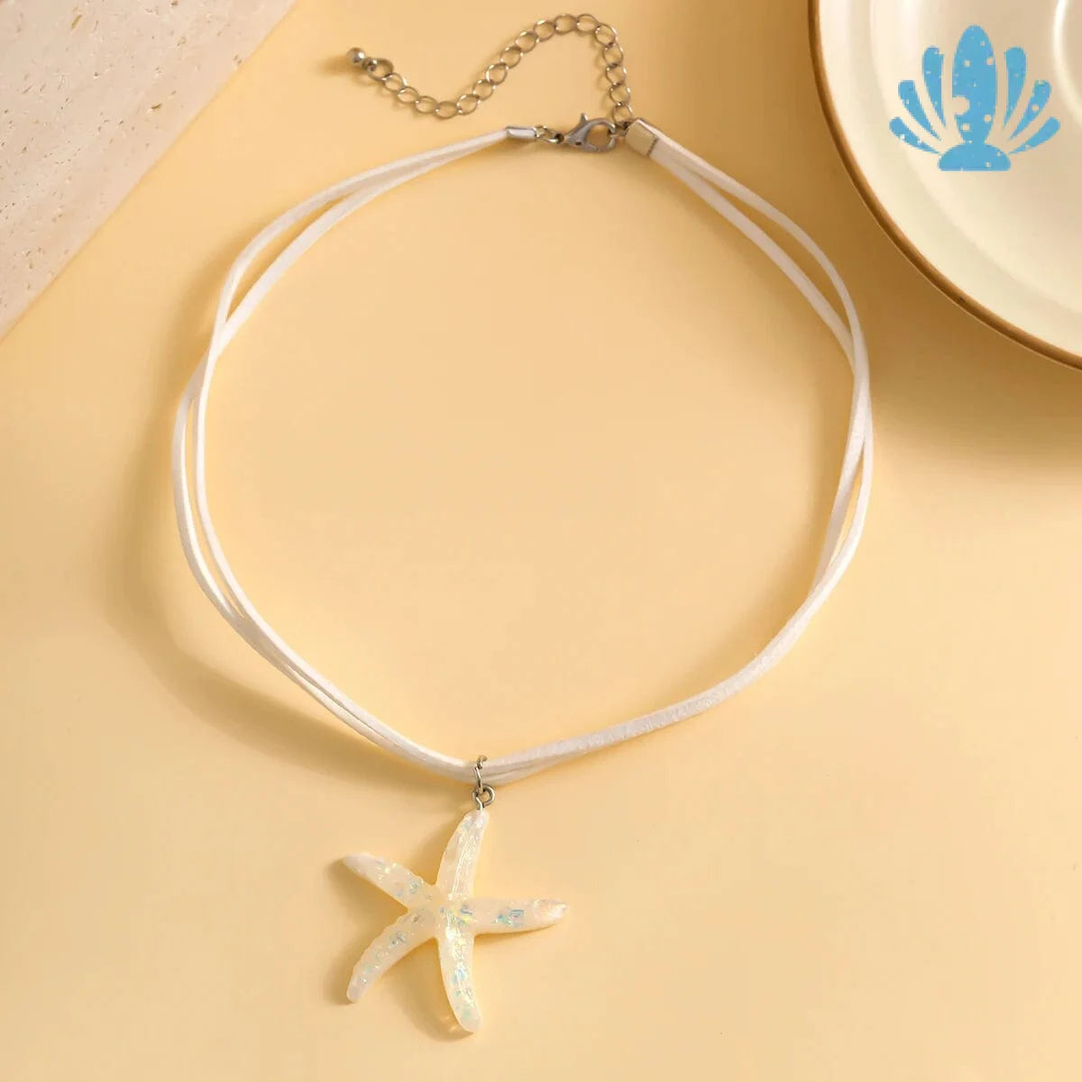Starfish choker necklace