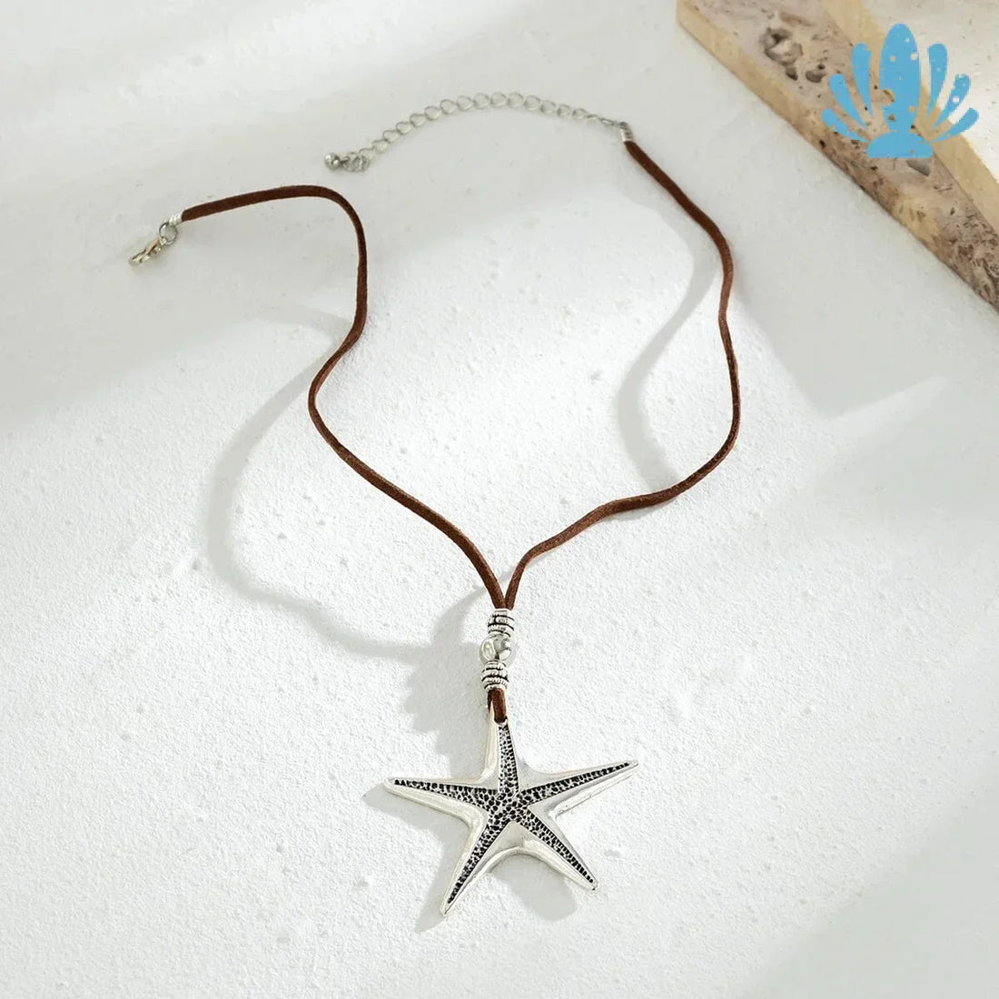 Starfish pendant necklace